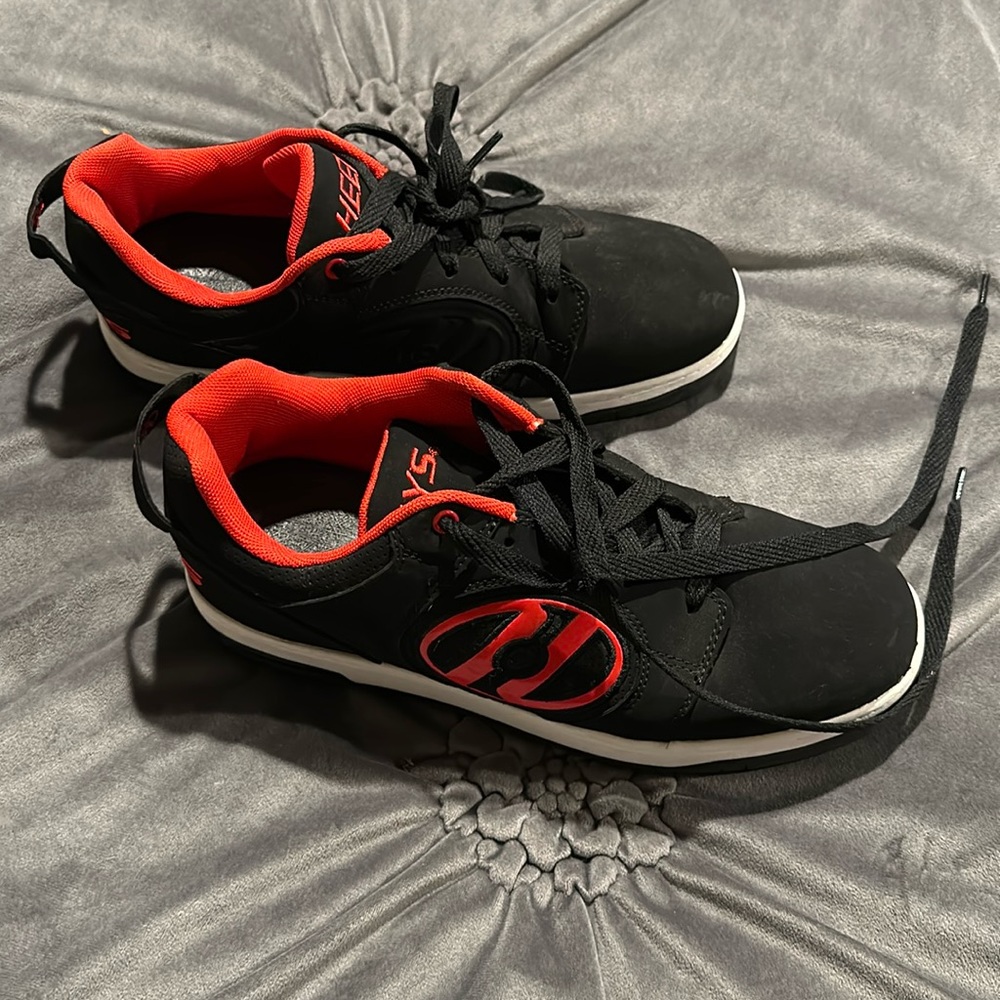 Heelys roller shoes - worn couple times